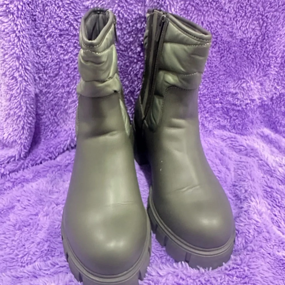 Torrid Olive Quilted Winter Booties - Picture 6 of 10